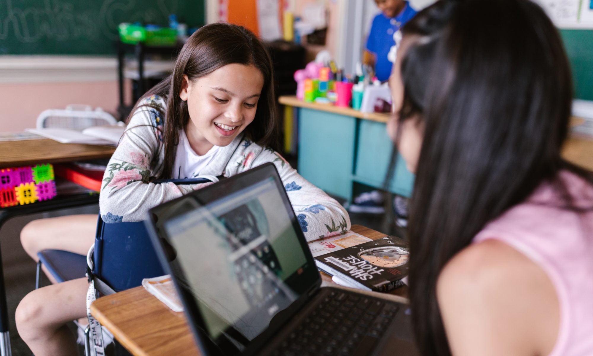 Preparación de profesores para enseñar con tecnología ¿Cómo se capacitan